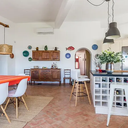 Willa Vintage With Pool By Homing Pêra