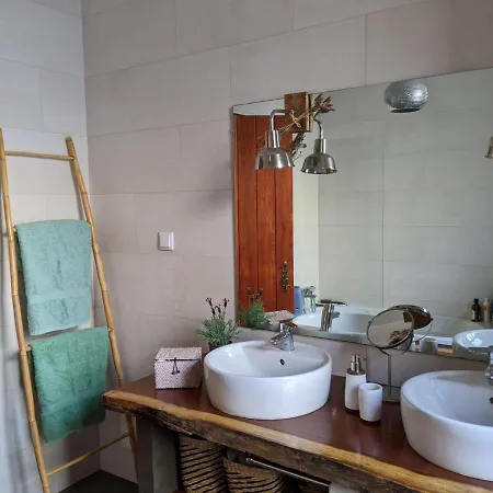 Villa Vintage With Pool By Homing *